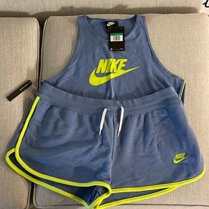Nike two piece short set